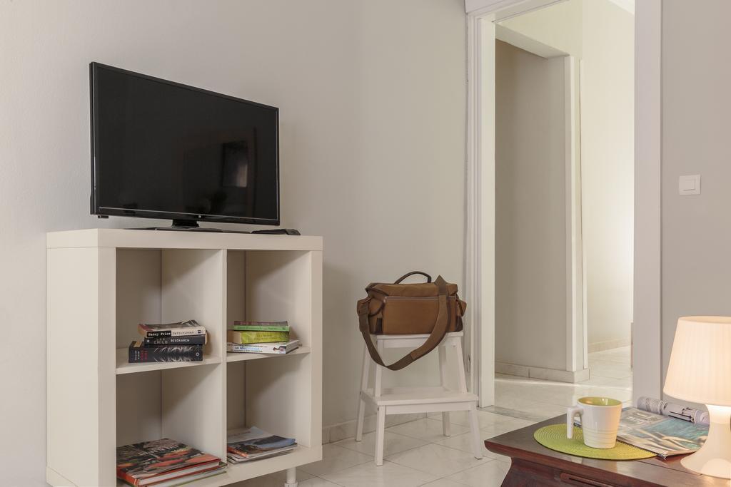 H14 Rooms & Apartments Adults Only Rhodes City Buitenkant foto
